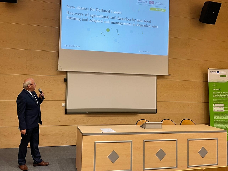 Ogólne założenia projektu Interreg PoLaReCE (https://www.interreg-central.eu/projects/polarecce) przedstawił Prof. Dr hab. Tadeusz Magiera.