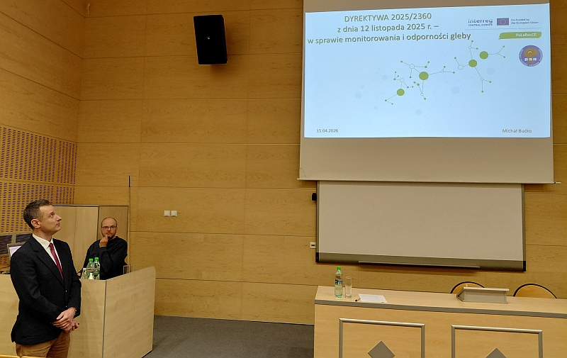 ałożenia Dyrektywy do spraw monitoringu gleb przedstawił dr Michał Bućko.